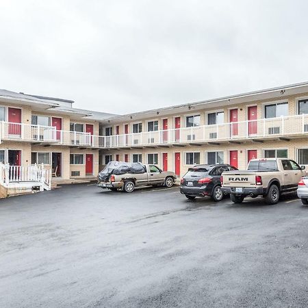 Lake City Motel Dartmouth Екстериор снимка