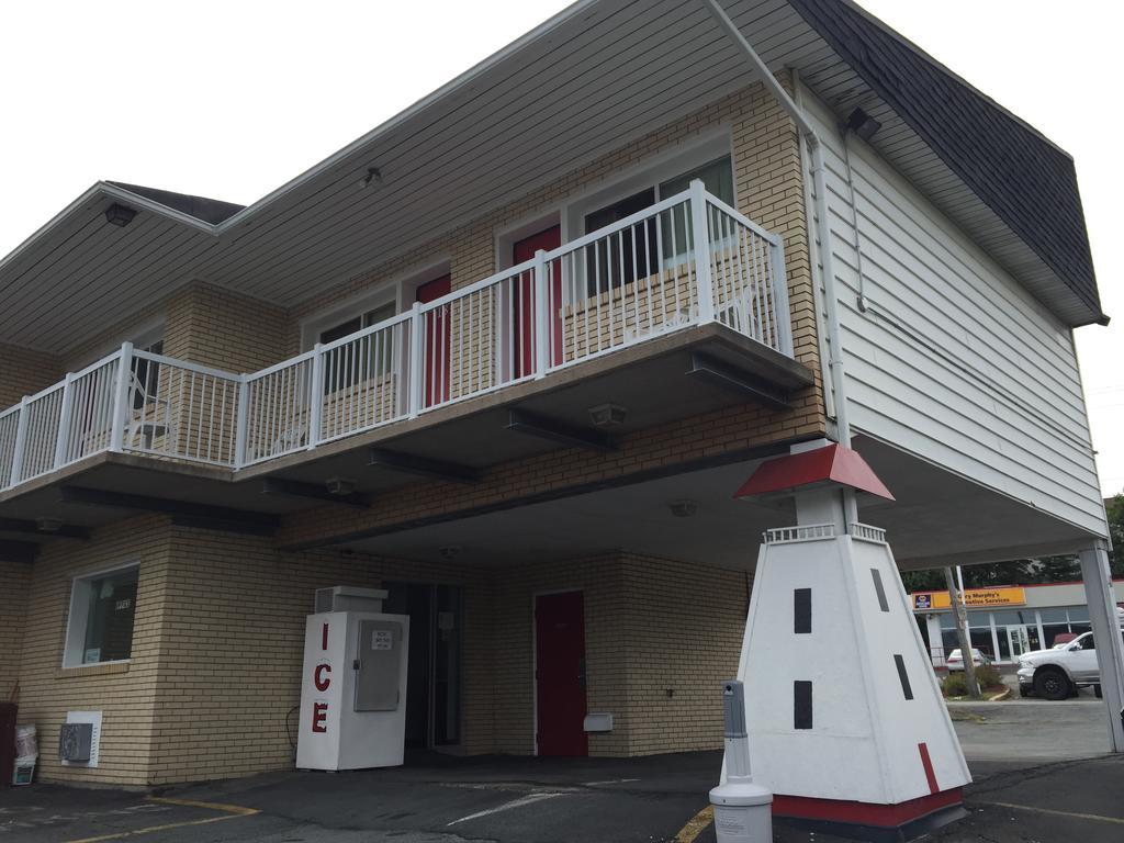 Lake City Motel Dartmouth Екстериор снимка