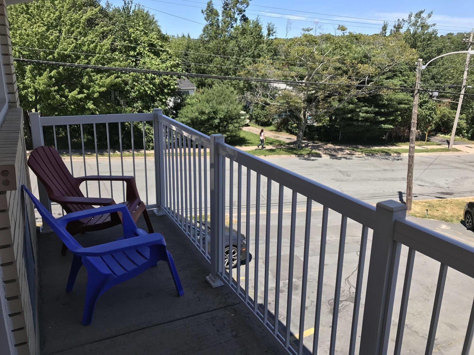 Lake City Motel Dartmouth Екстериор снимка